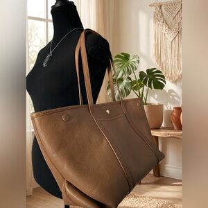 Talbots Havana Tan Pebble Leather Tote Bag | Adjustable Straps | Work Travel